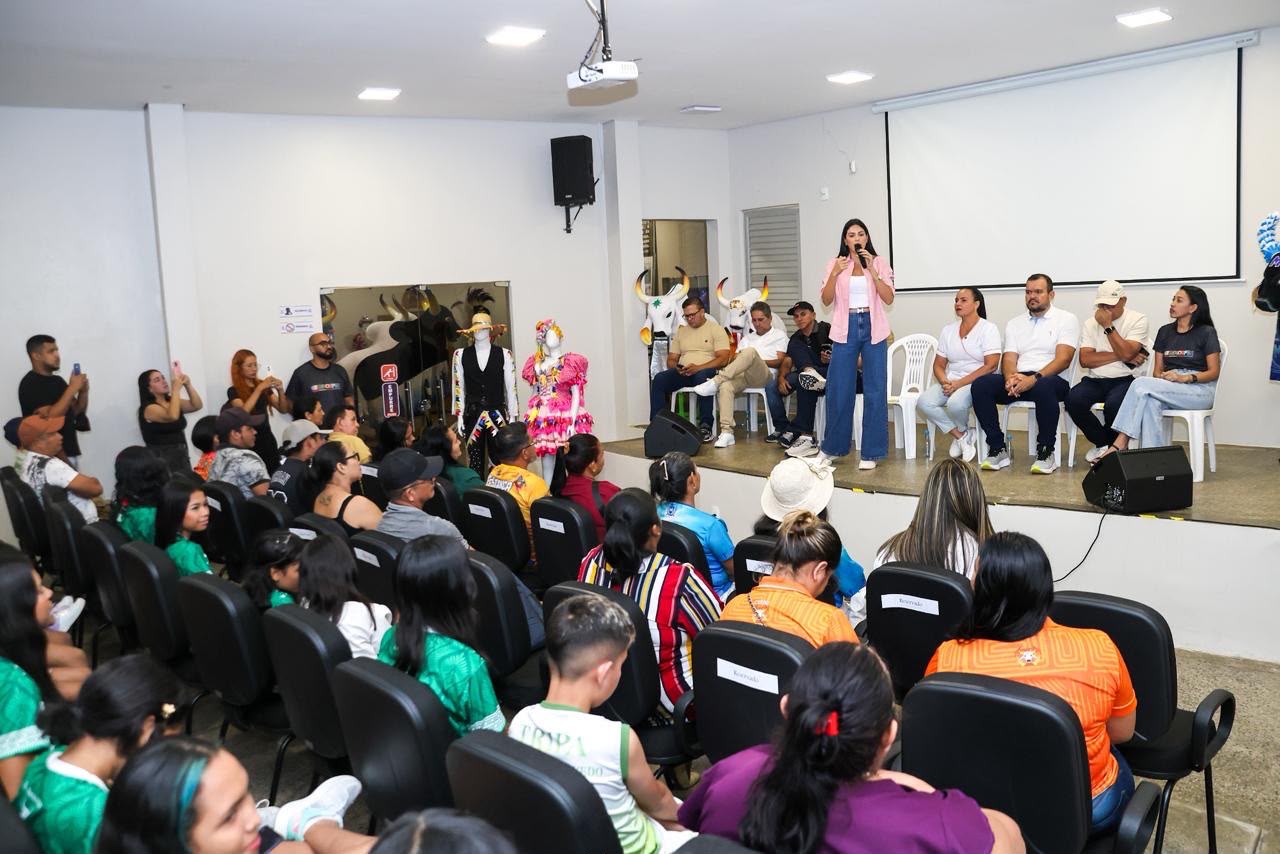Deputada Mayra Dias destina R$ 130 mil para fortalecer Festival de Quadrilhas e Bois Mirins de Parintins