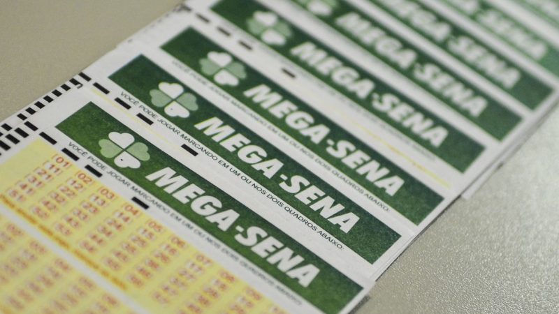 Mega-Sena acumula e prêmio principal vai para R$ 36 milhões