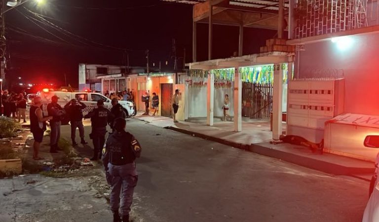 Ex-motorista de ônibus é morto a golpes de faca em briga de bar; suspeito foi preso