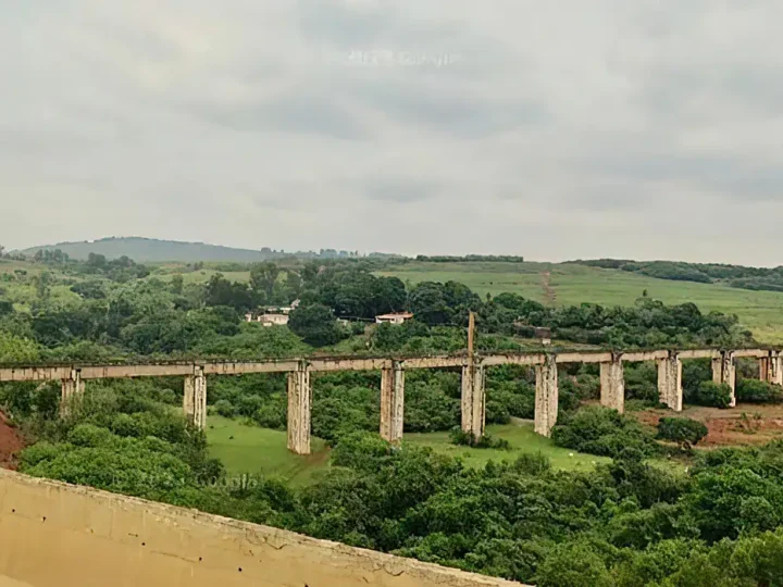 Prefeitura de Limeira fecha acesso à Ponte do Esqueleto