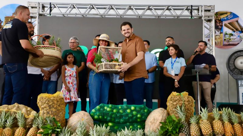 Prefeito Renato Junior entrega oito toneladas de alimentos do PAA e anuncia que vai dobrar investimento no programa garantindo geração de renda aos produtores rurais