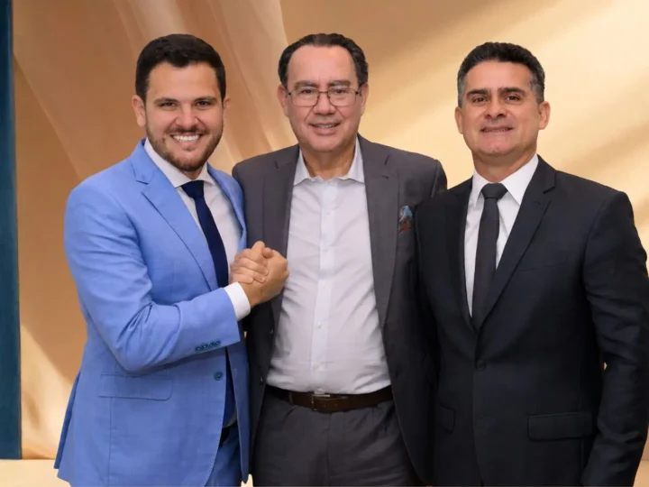 Ao lado de Augusto Cury, Renato Junior reforça lealdade política a David Almeida e ao projeto do Avante