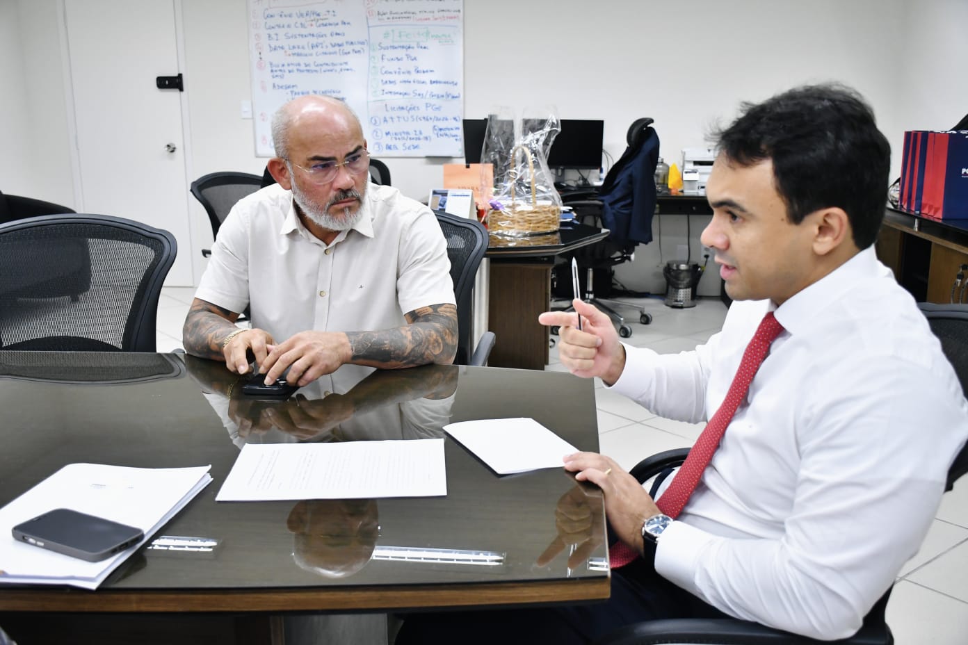 Cabo Maciel se reúne com Procurador-Geral do Estado para tratar da regularização ambiental no Sul do Amazonas