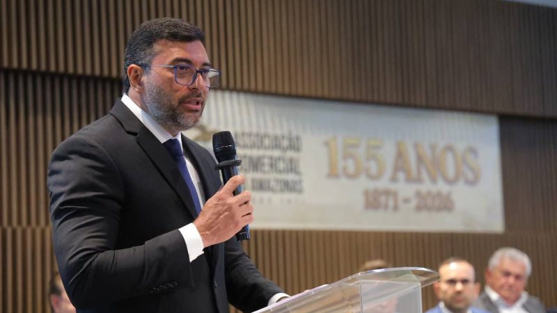 Durante posse da nova diretoria da ACA, Wilson Lima destaca avanços em desburocratização e segurança para o comércio