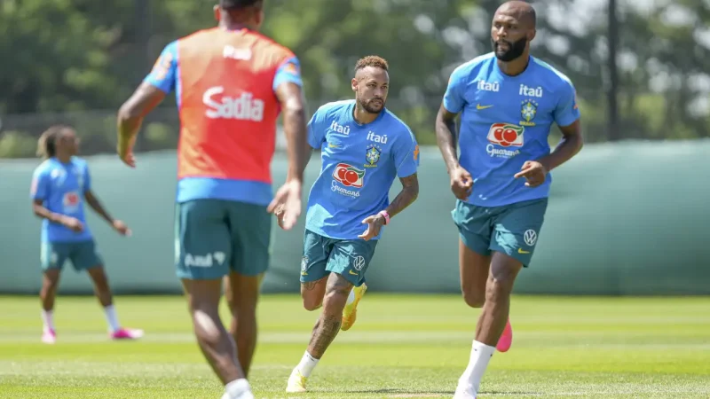 Brasil faz último treino antes de encarar Noruega pelas oitavas
