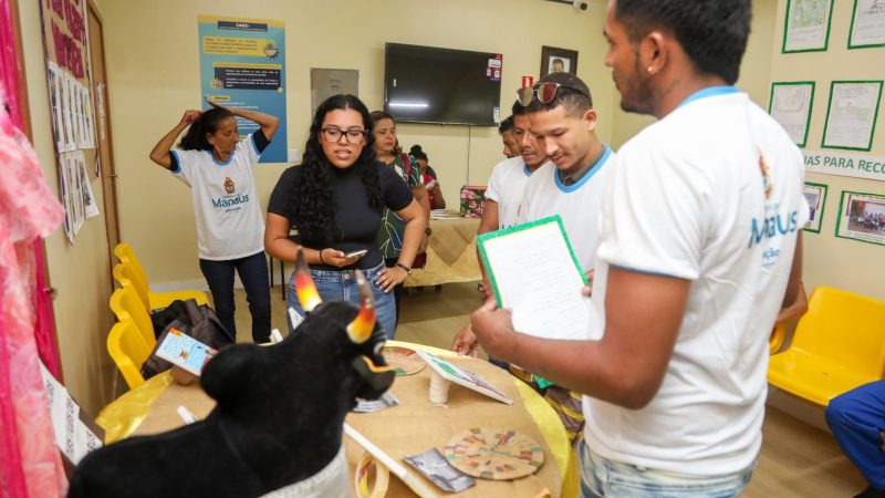 Prefeitura de Manaus fortalece leitura e escrita na EJA com projeto interdisciplinar