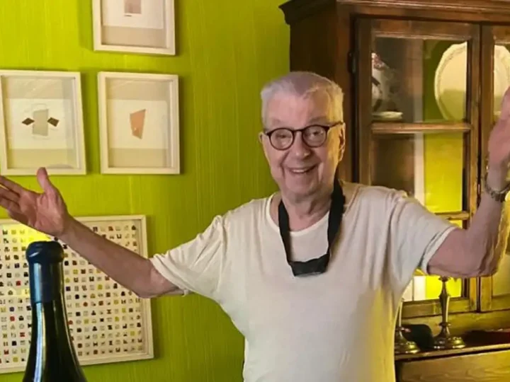 Morre, aos 83 anos, o jornalista Renato Machado