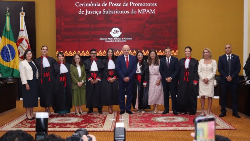 *Serafim Corrêa participa de posse histórica da primeira promotora de Justiça trans do Brasil no MPAM*