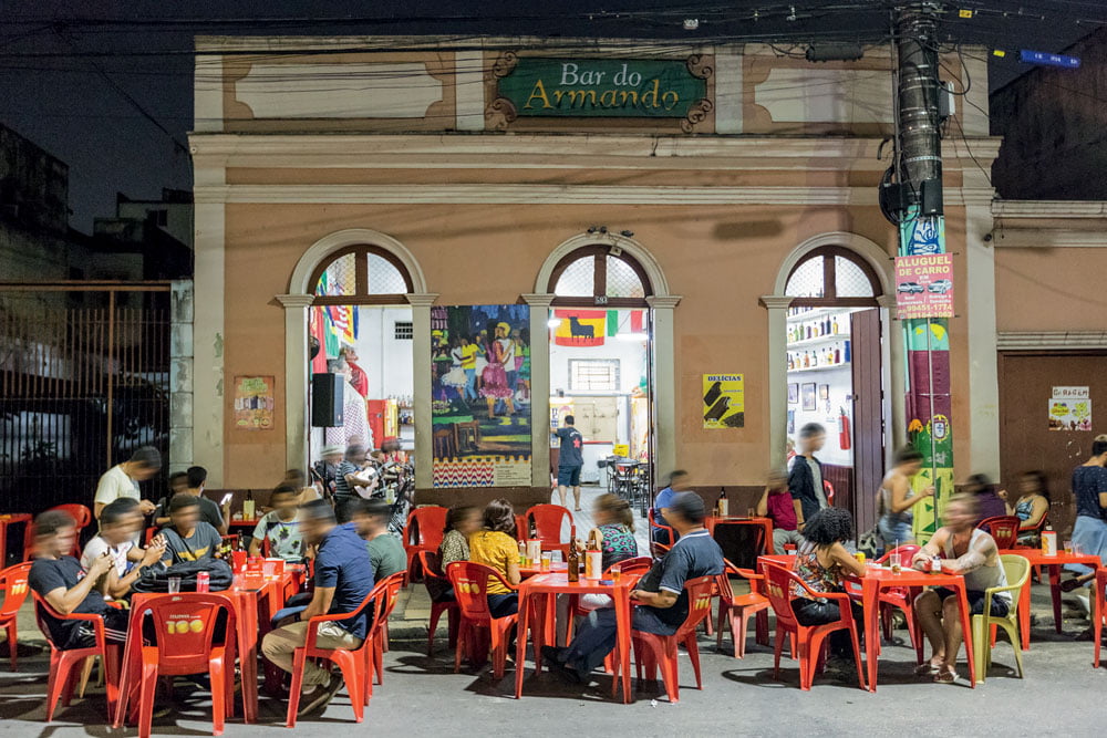 Bar do Armando pode fechar as portas após disputa judicial por imóvel histórico em Manaus