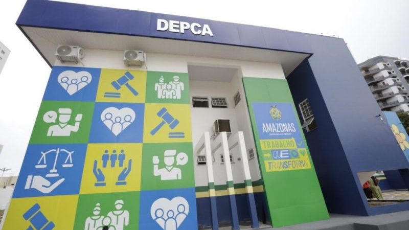 Radialista condenado por estupro de adolescente é preso em Manaus