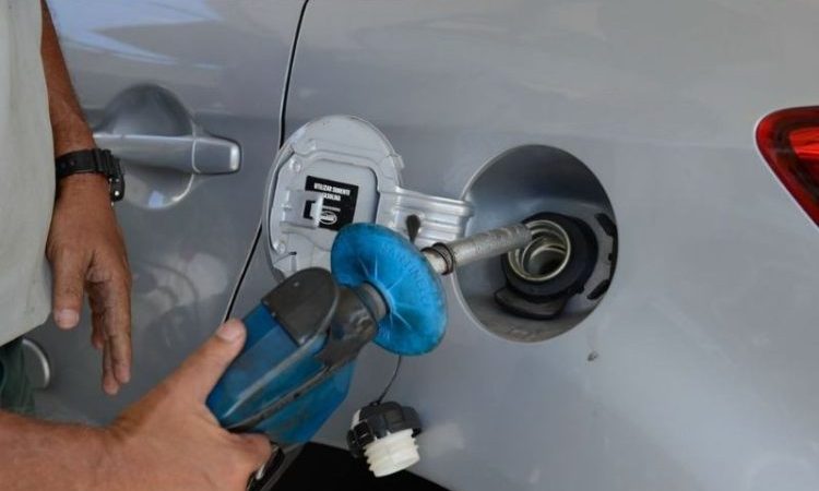 Governo não restabelecerá subsídio para o diesel, afirma ministro