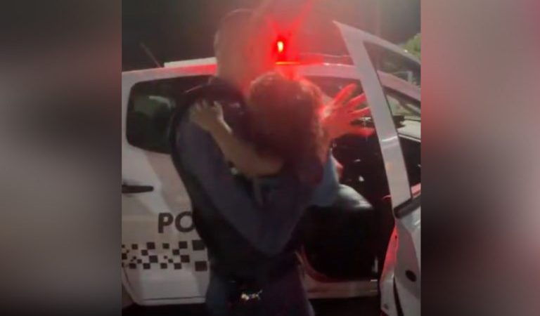 Criança de 2 anos é encontrada sozinha durante a madrugada em Coari