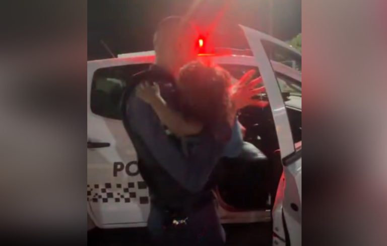 Criança de 2 anos é encontrada sozinha durante a madrugada em Coari