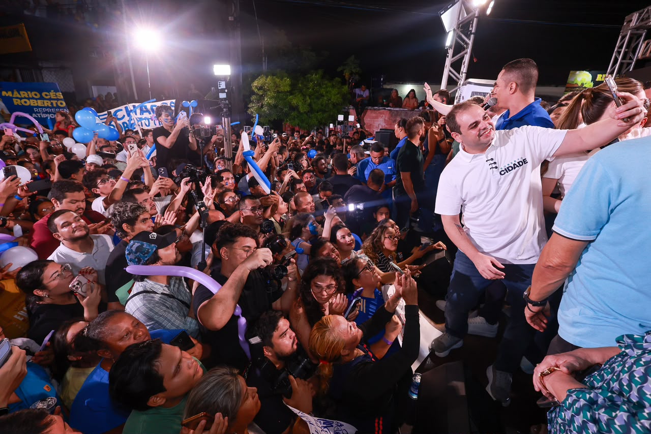 Ao lado de milhares de pessoas na zona Leste, Roberto Cidade dá inicio a pré-campanha com proposta de forte impacto social