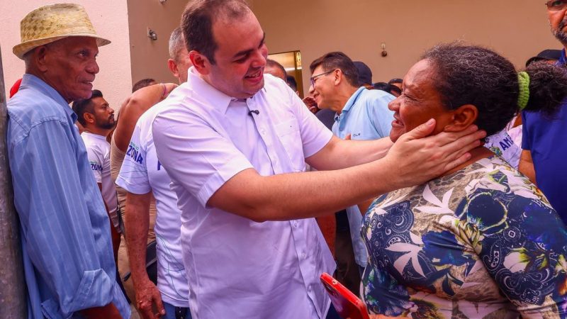 Roberto Cidade antecipa pagamento do Auxílio Estadual de julho e beneficia mais de 300 mil famílias