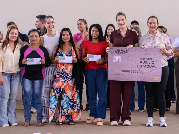 Primeira-dama Thaisa Cidade acompanha ações do Governo Presente em Itacoatiara