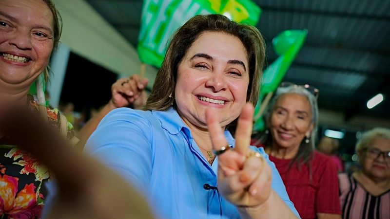 Maria à frente: com apoio dos Bolsonaro, Maria do Carmo lidera intenções de voto para o Governo do Amazonas, aponta Instituto Viva Voz
