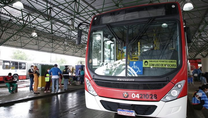 MP investiga denúncia de que autista foi constrangido ao tentar usar assento preferencial em ônibus de Manaus