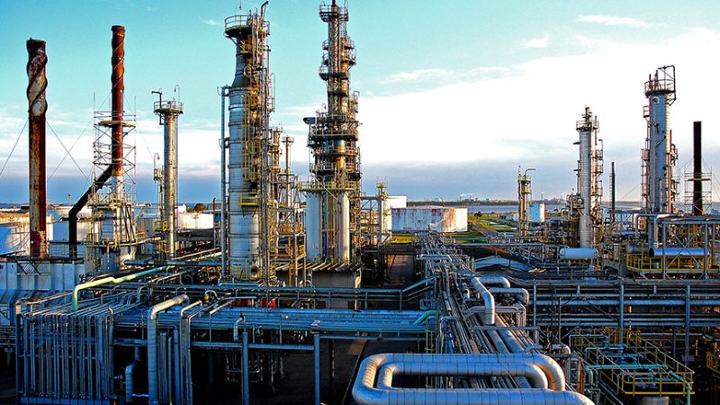 Exportações batem recorde e déficit das contas externas cai em junho