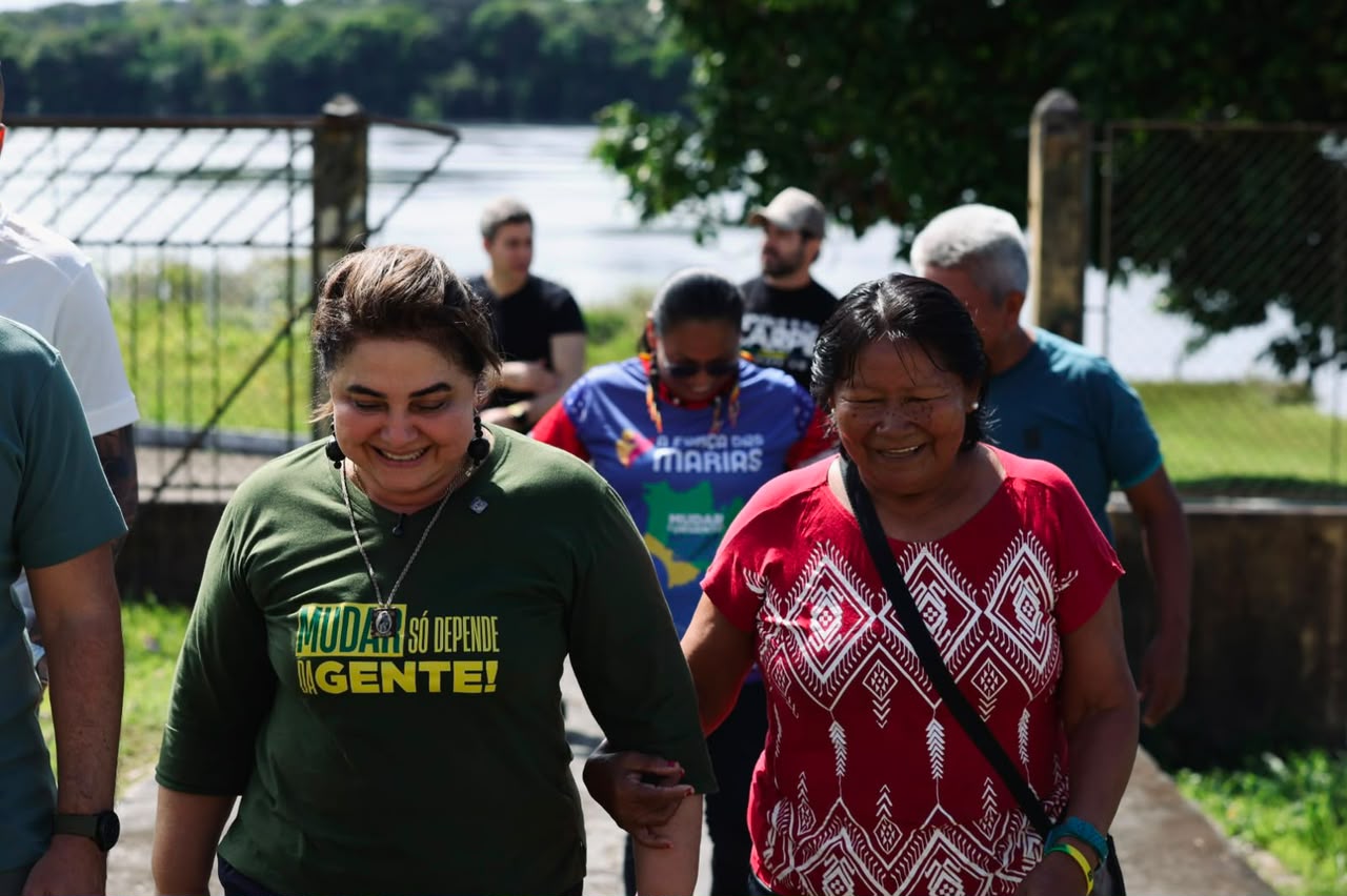 Abençoada por povos indígenas em São Gabriel da Cachoeira, Maria do Carmo faz história ao visitar áreas onde nenhum pré-candidato ao Governo havia chegado
