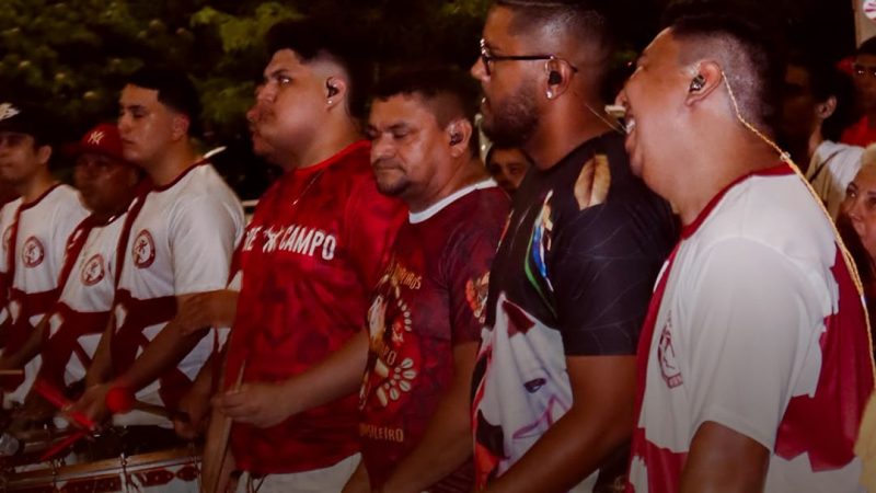 Batucada Encarnada do Corre Campo realiza ensaio nesta segunda-feira (13) em Petrópolis