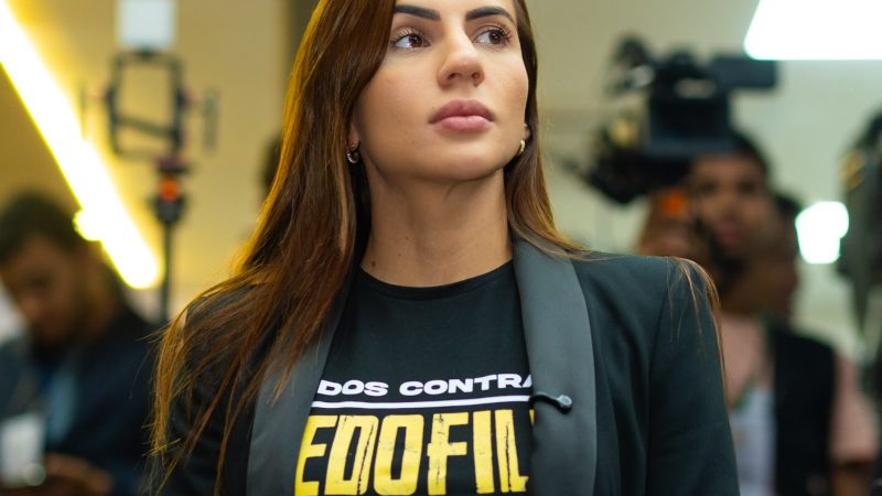 Débora Menezes soma 37 leis aprovadas em defesa da criança e do adolescente no Amazonas