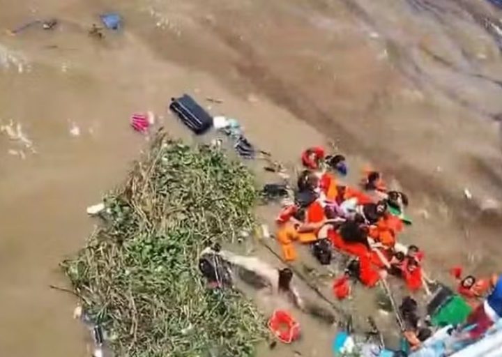 Bombeiros encerram buscas por cinco desaparecidos em naufrágio em Manaus