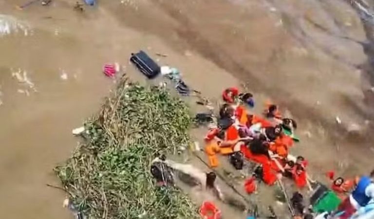 Bombeiros encerram buscas por cinco desaparecidos em naufrágio em Manaus