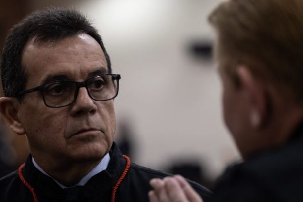 Vice-presidente do TJAM suspende ordem de despejo do Bar do Armando