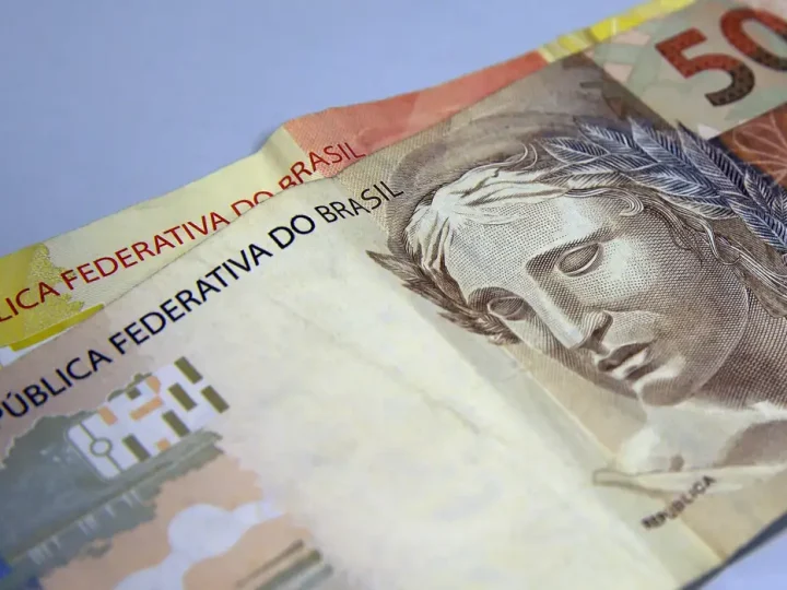 Beneficiários com NIS de final 7 recebem Bolsa Família de julho