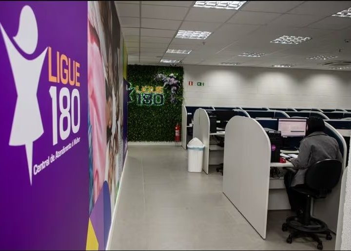 Congresso aprova medidas de divulgação em massa do Ligue 180