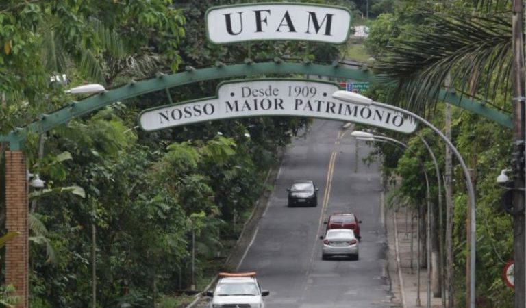 Ufam abre inscrições para 1.280 vagas em cursos de idiomas