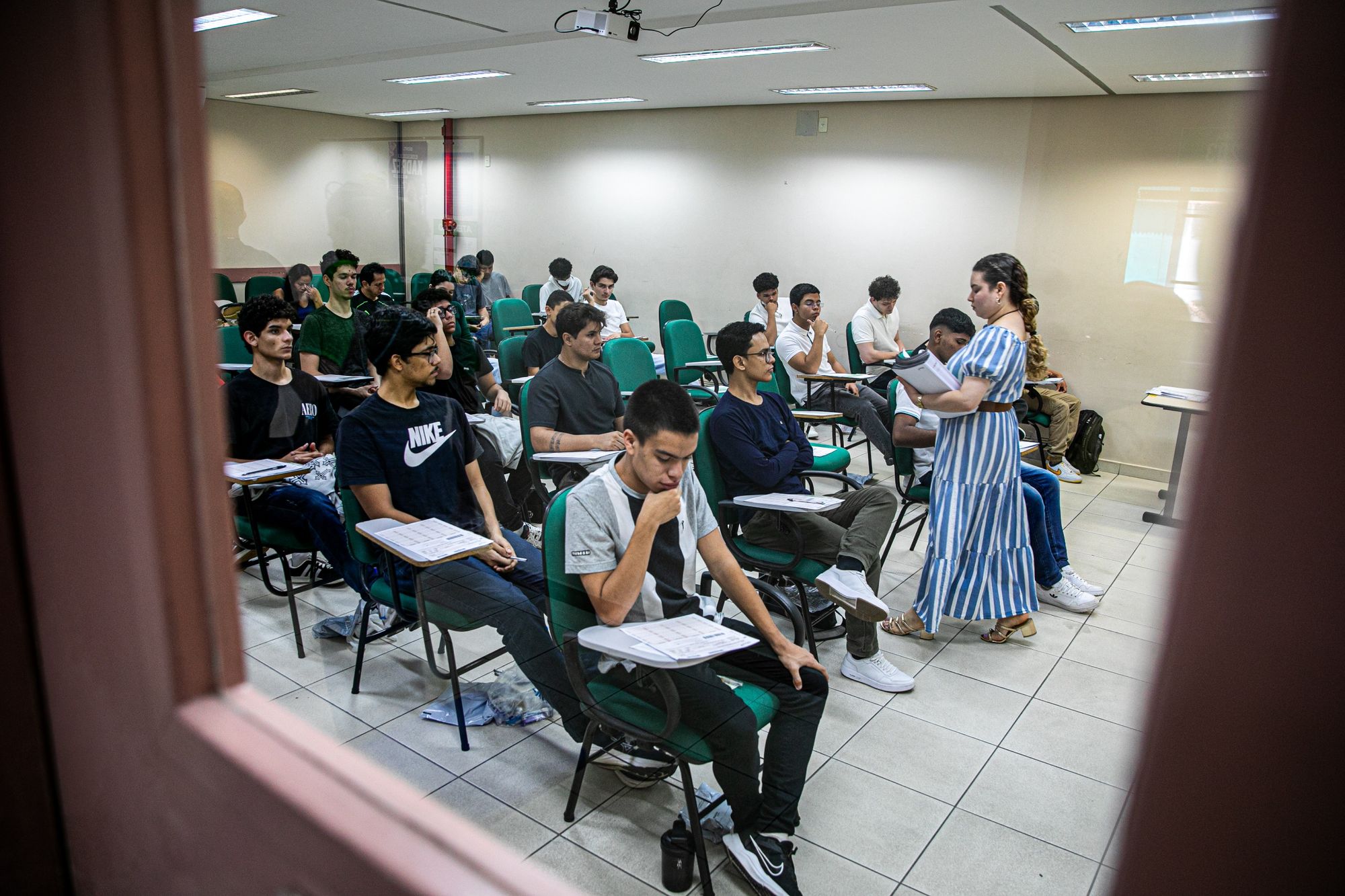 Prazo para pedir isenção da inscrição do Vestibular e SIS da UEA termina nesta sexta (24)