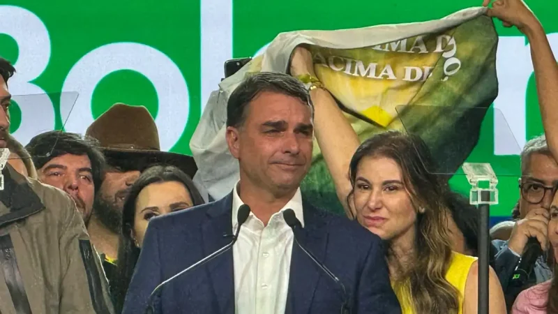 PL lança candidatura de Flávio Bolsonaro à Presidência
