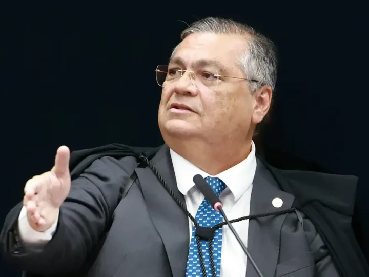 Dino anula emendas indicadas por dirigentes partidários sem mandato