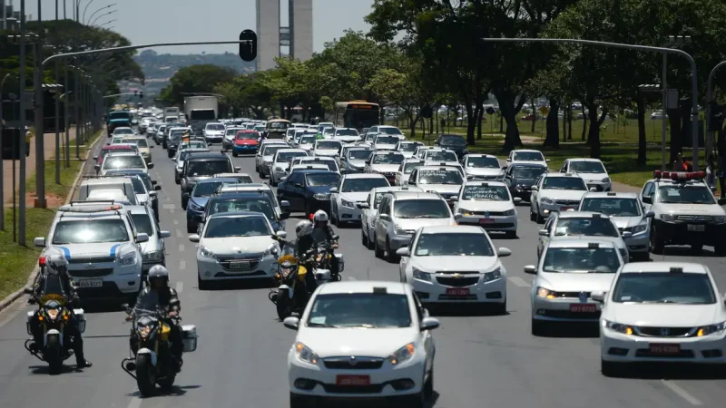Crédito para carros de aplicativo tem teto elevado para R$ 200 mil