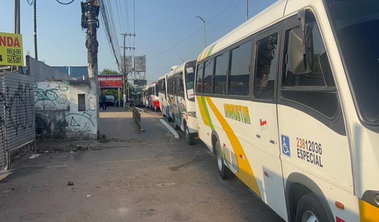 Greve afeta produção em fábricas e acesso de crianças a creches