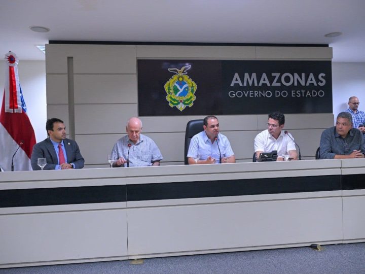 Roberto Cidade conduz acordo com empresas médicas e garante repasse de R$ 276 milhões.