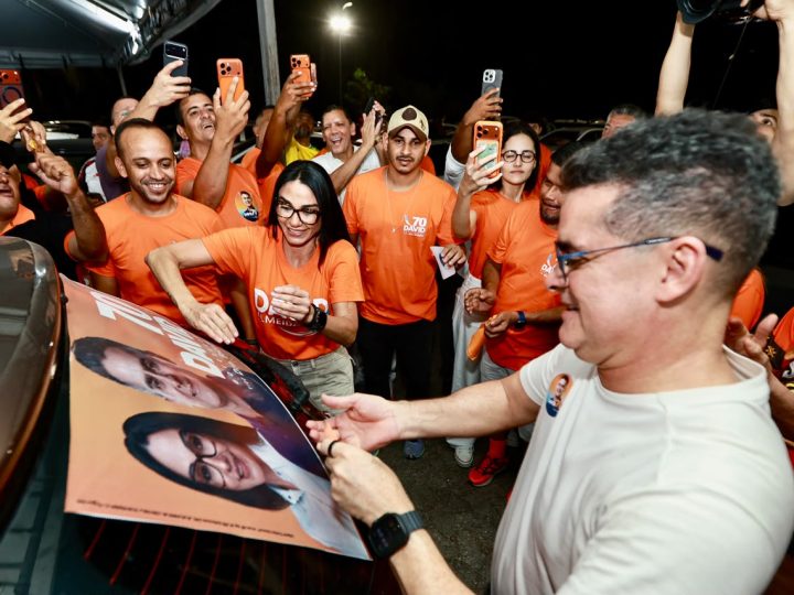 Vamos unir forças com o time que trabalha”, diz Dra. Shádia durante primeiro adesivaço da campanha
