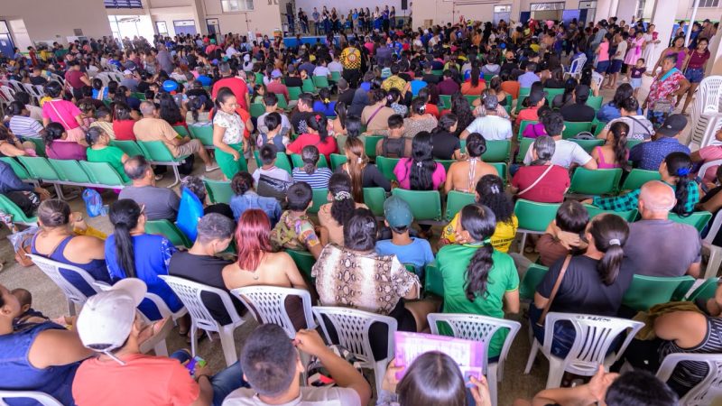 Primeira-dama Thaisa Cidade acompanha Governo Presente com serviços de saúde, assistência social e cidadania em Tefé