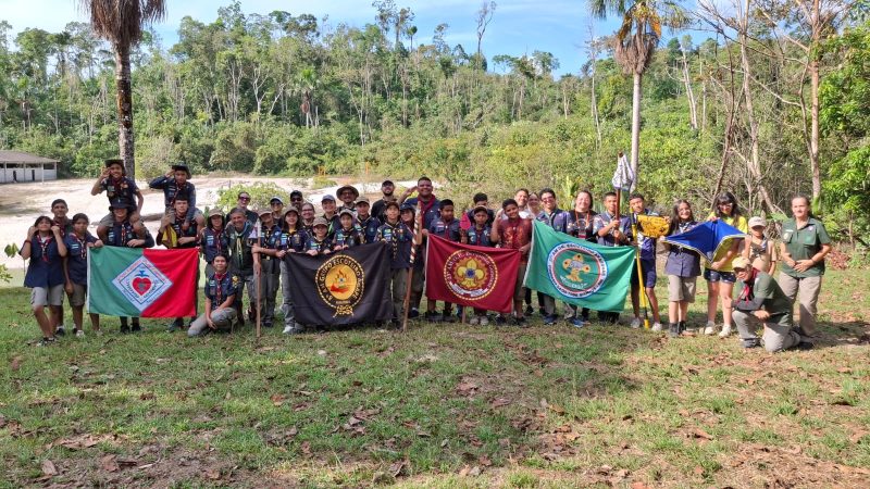 Escoteiros do Amazonas reúnem mais de 100 jovens em acampamento na AM-010