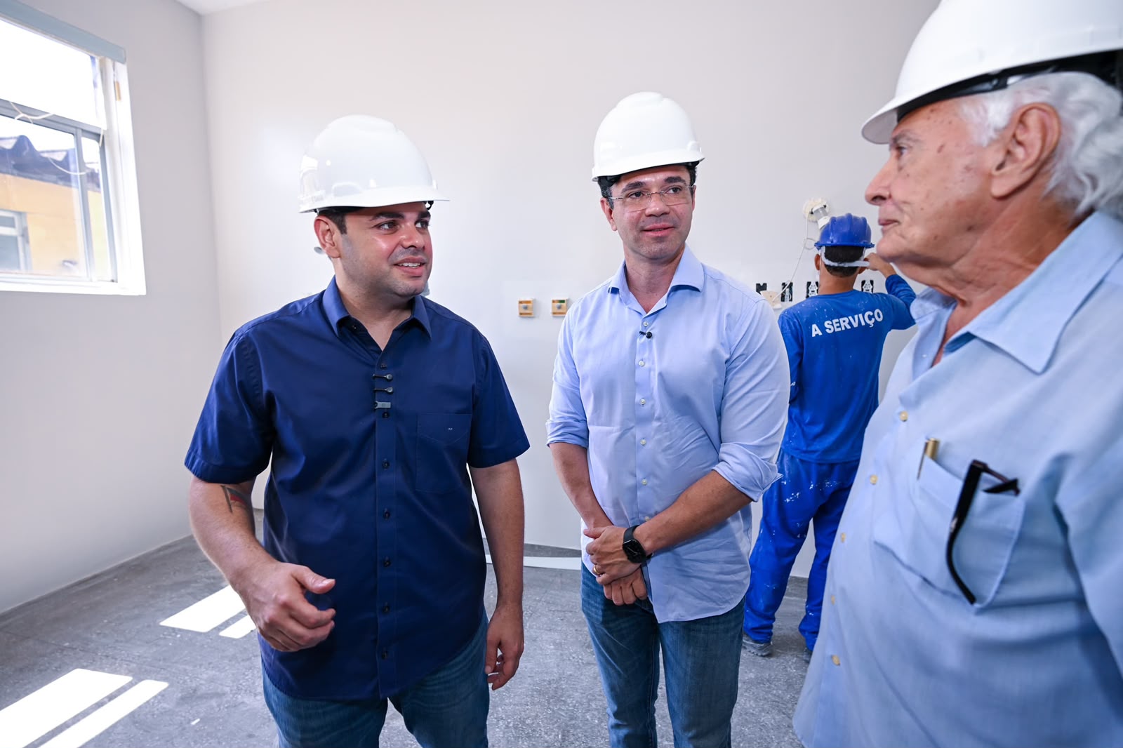 Roberto Cidade vistoria obras de revitalização do SPA Eliameme Rodrigues Mady e do Hospital Tropical
