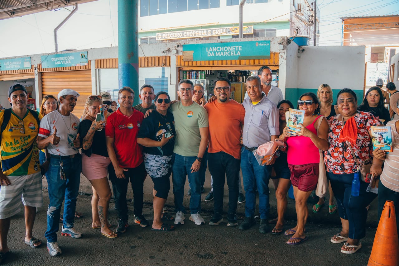 David visita Feira da Ceasa e lembra seu compromisso de asfaltar a BR-319