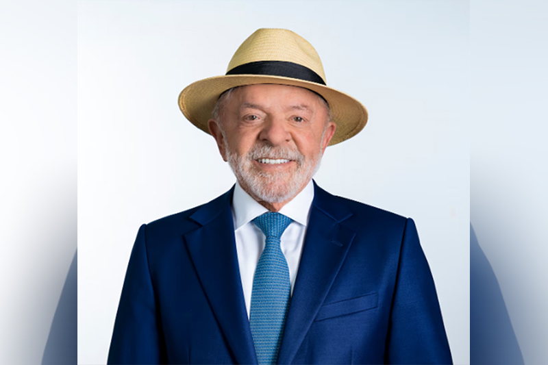 Foto de Lula com chapéu na urna não é propaganda eleitoral, diz MP