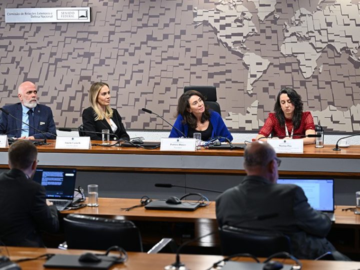 Marco legal da IA deve proteger jornalismo e direitos autorais, aponta debate