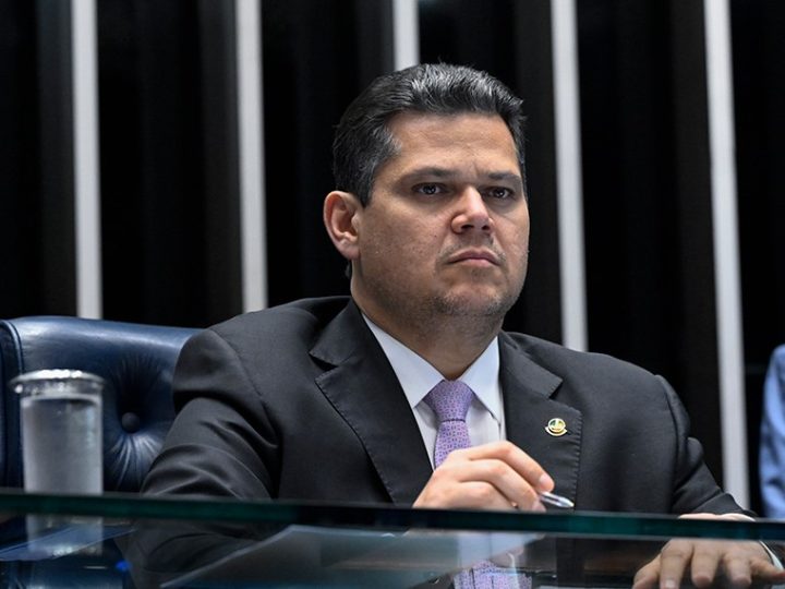 Davi divulga prioridades da pauta, incluindo fim da escala 6 x 1