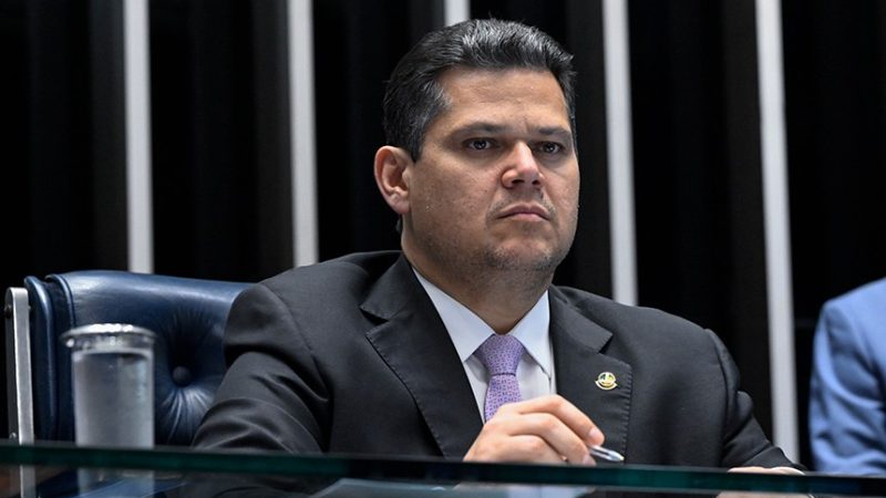 Davi divulga prioridades da pauta, incluindo fim da escala 6 x 1