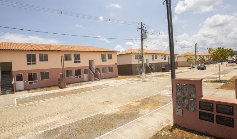 Medida provisória reforça crédito e habitação e altera programas Desenrola e Minha Casa, Minha Vida