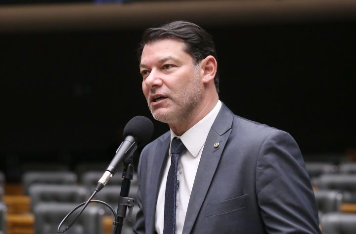 Projeto prevê renegociação de dívidas do Fies até 2024 e novas rodadas a cada dois anos