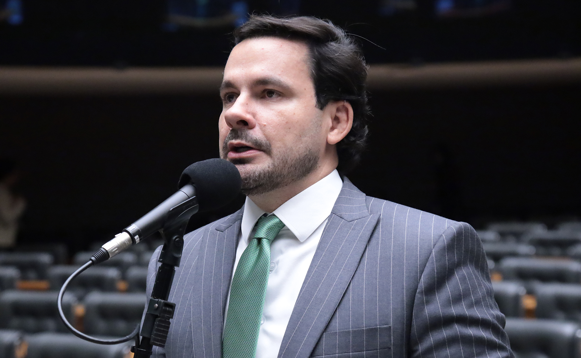 Comissão aprova projeto que acaba com taxa de fiscalização sobre telefones celulares